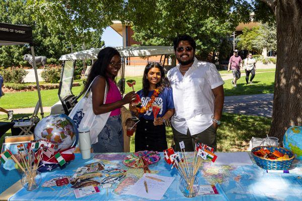 7 A student organization table
