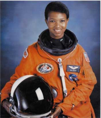 photo of Mae Jemison sporting her space shuttle flight suit